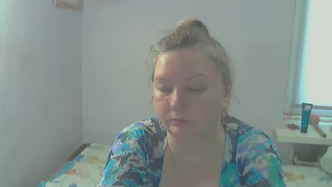 queen_jane8 online show from 04-12-26, 09:03