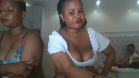 Queen kikih online show from 03-18-26, 02:58