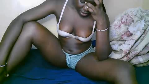 queen_latasha online show from 12-05-25, 08:38