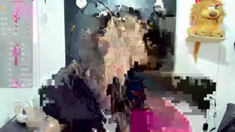 queen_natttyy online show from 12-04-24, 01:36