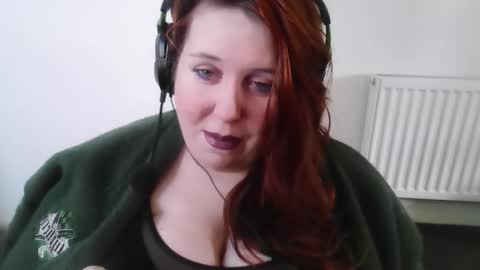 Snapshot of queen_o_swords chatting on 02-22-26, 10:36 queen_o_swords online show from 02-22-26, 10:36