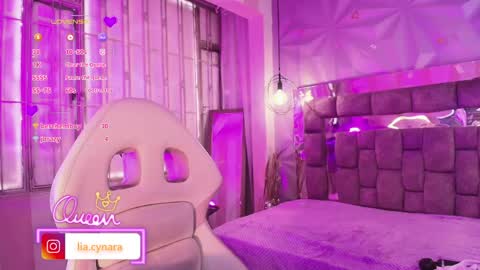 Snapshot of queen_perla_ chatting on 05-11-26, 04:04 online show from 05-11-26, 04:04