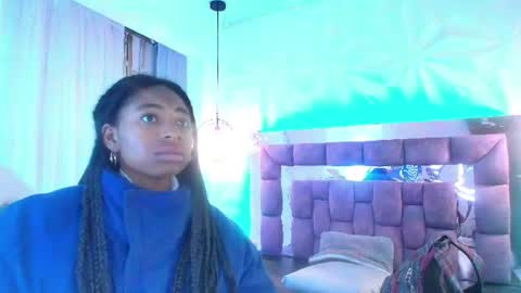 Snapshot of queen_perla_ chatting on 07-03-26, 12:11 online show from 07-03-26, 12:11