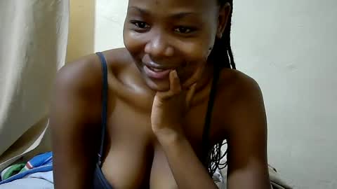 queen_slender online show from 07-03-26, 08:43