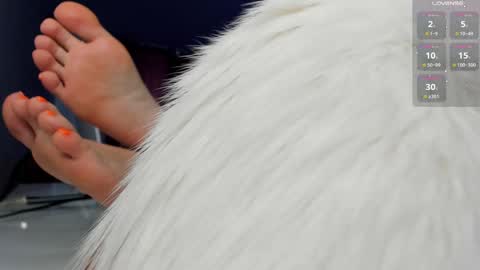  m online show from 12-22-24, 10:06