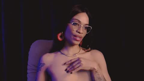 Snapshot of queendom_ing chatting on 02-26-25, 04:14 Sweet Goddess online show from 02-26-25, 04:14