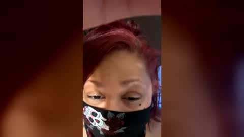 Snapshot of queeniequinn chatting on 07-02-26, 03:23 queeniequinn online show from 07-02-26, 03:23