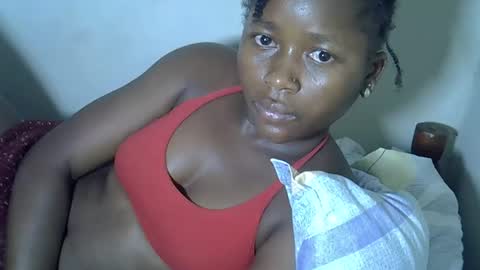 queenlena868103 online show from 11-18-25, 10:25