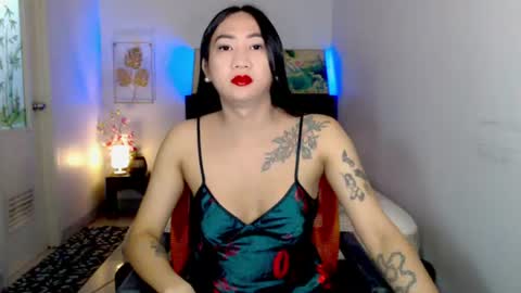 QUEEN online show from 08-06-26, 05:31
