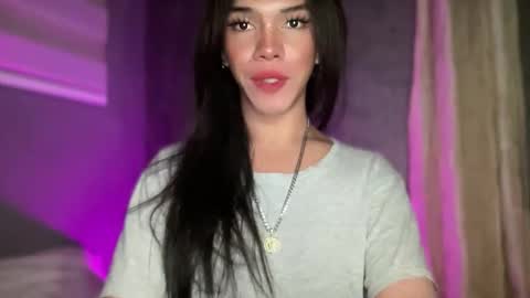 QUEEN online show from 04-12-26, 02:11