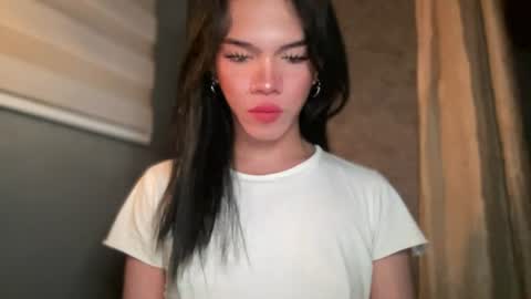 Snapshot of queenn_xxx chatting on 06-26-26, 10:58 QUEEN online show from 06-26-26, 10:58