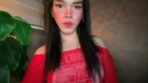 Snapshot of queenn_xxx chatting on 07-02-26, 12:43 QUEEN online show from 07-02-26, 12:43