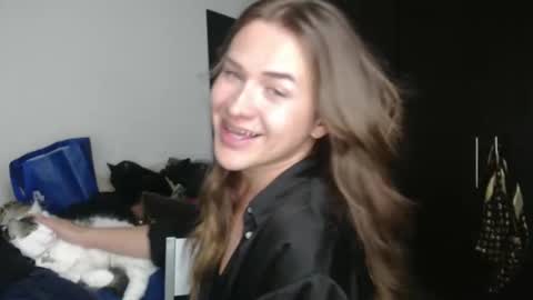 Nico online show from 03-04-25, 04:49