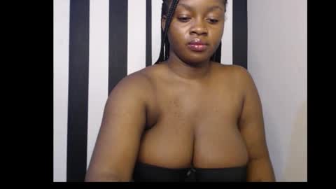 Zoey online show from 10-30-25, 01:18