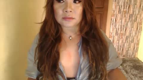 Snapshot of queenofdominant chatting on 02-08-25, 12:17 kesh online show from 02-08-25, 12:17