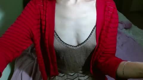 queenoftenderness online show from 01-04-25, 08:48