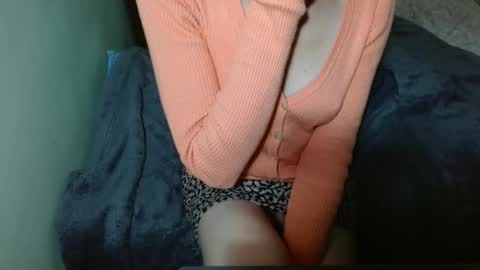 queenoftenderness online show from 10-31-25, 07:59