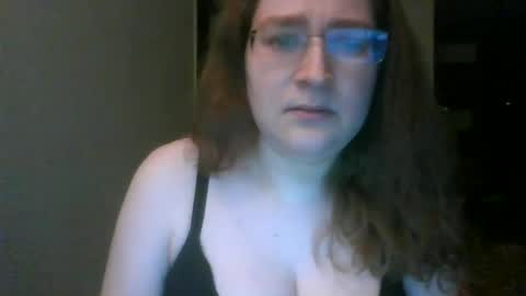 Snapshot of queenofthenights chatting on 06-12-26, 11:57 queenofthenights online show from 06-12-26, 11:57