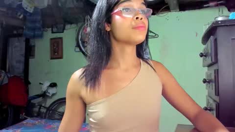 sofie online show from 12-20-25, 04:41