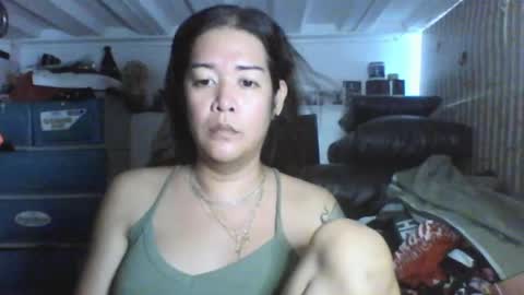 stephanie online show from 04-18-26, 05:44