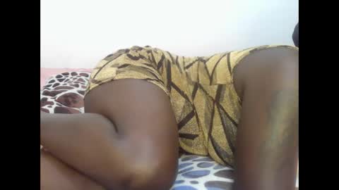 Snapshot of queentalishaa chatting on 10-16-25, 09:21 queentalishaa online show from 10-16-25, 09:21