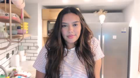 Val  -  online show from 12-04-24, 03:15