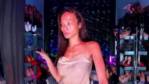 ValentinaMoone online show from 04-26-26, 05:43