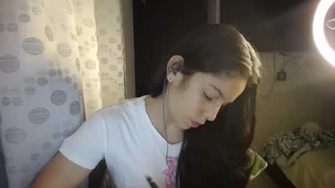 Paola online show from 01-23-25, 03:48