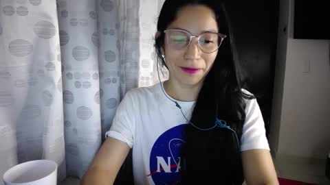 Paola online show from 02-13-25, 03:18