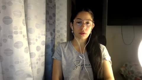 Paola online show from 06-17-26, 03:20