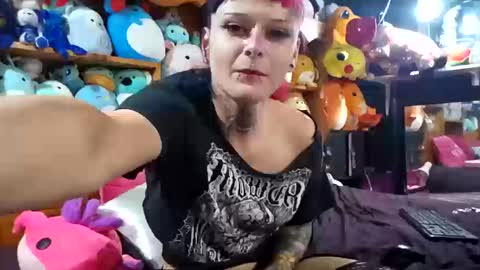 Sky Burrito online show from 10-12-25, 08:19