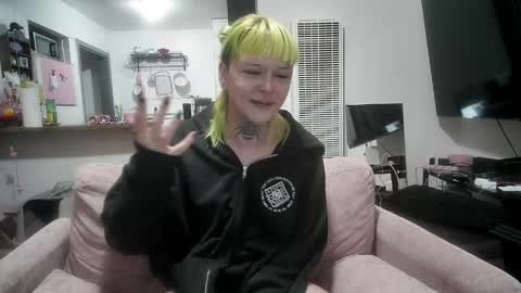 Sky Burrito online show from 04-11-26, 12:20