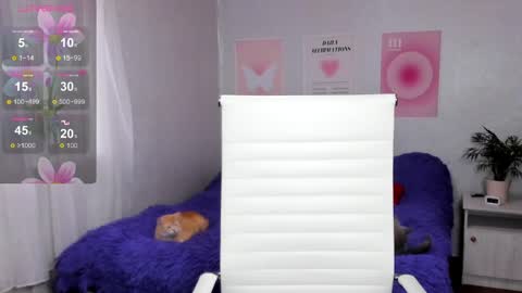 Anna online show from 04-09-26, 07:36