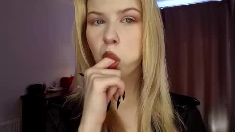 Tate online show from 03-15-26, 06:19