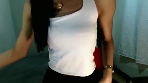 quenny121698 online show from 10-02-25, 03:13