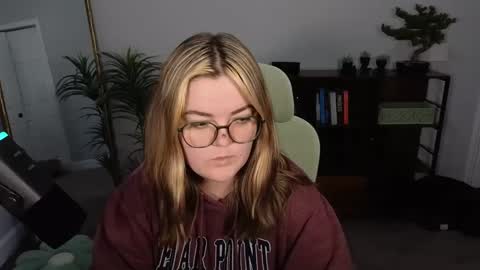 Bri online show from 09-17-25, 02:57