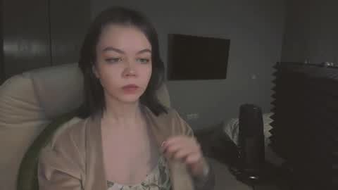 quietluxury online show from 01-05-26, 05:27