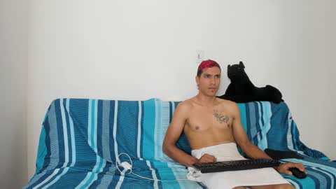 QuinnAndPuma online show from 01-31-25, 03:52