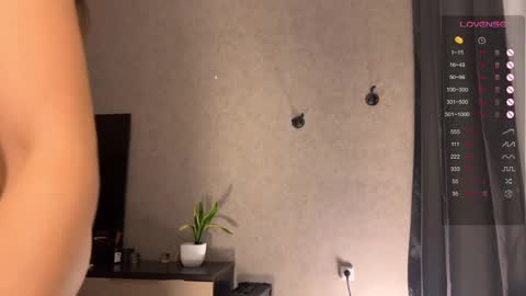 Next stream  December 1 FANSLY Loxrye online show from 03-02-25, 05:47