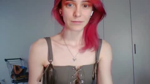 Lana Pollio online show from 06-17-26, 03:13