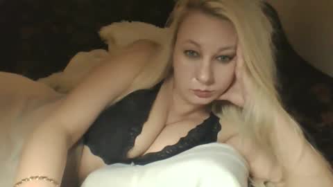 qwertyui online show from 02-10-26, 05:17