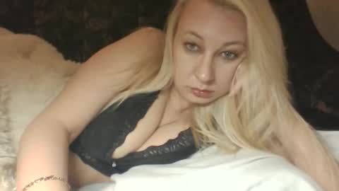 qwertyui online show from 04-12-26, 03:39