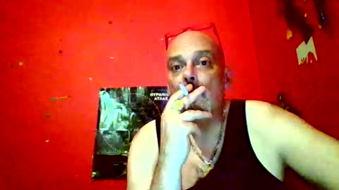 qwertyuiop22348015 online show from 05-10-26, 07:52