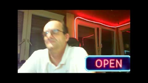 Snapshot of r_2d2_ chatting on 02-26-25, 10:20 dj mike online show from 02-26-25, 10:20