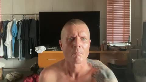 rabbit_eyes69 online show from 04-14-26, 06:41