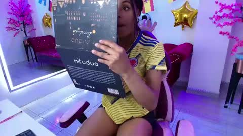 Snapshot of rachel__pretty chatting on 06-16-26, 11:46 Rachel online show from 06-16-26, 11:46