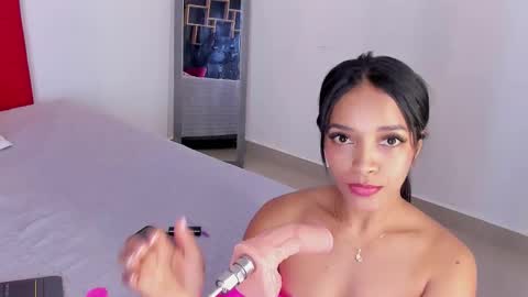 Snapshot of rachel_roman chatting on 10-25-25, 08:58 DALIANA online show from 10-25-25, 08:58