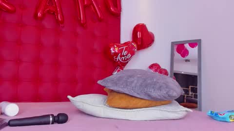 Snapshot of rachel_roman chatting on 11-20-25, 10:09 DALIANA online show from 11-20-25, 10:09