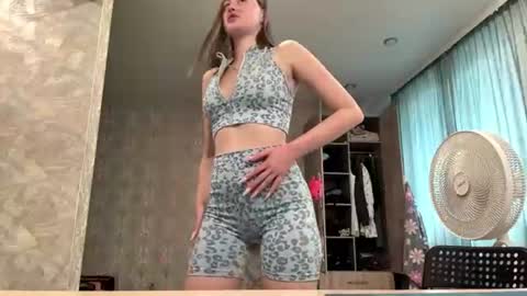 Elena online show from 06-26-26, 05:23