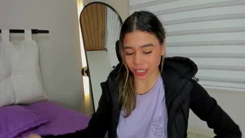 Rachell online show from 12-04-25, 04:33